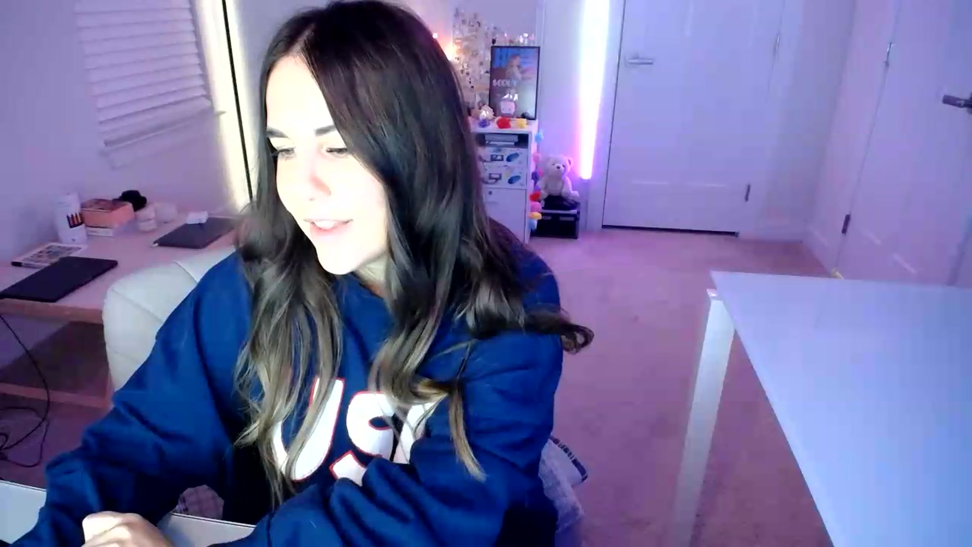 Gallery image thumbnail from Scout's myfreecams stream on, 07/06/2026, 01:41 image 20 of 20