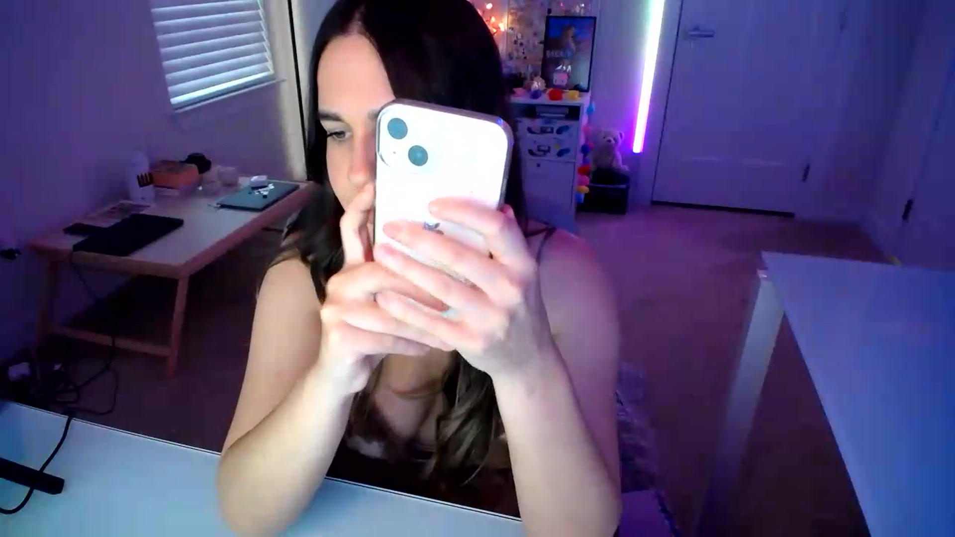 Gallery image thumbnail from Scout's myfreecams stream on, 07/21/2026, 02:16 image 5 of 20