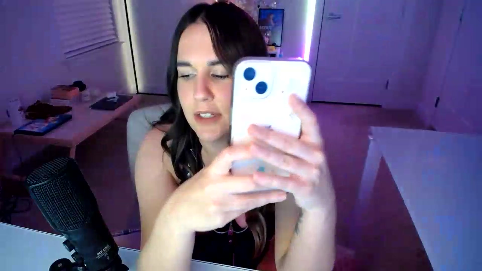 Gallery image thumbnail from Scout's myfreecams stream on, 08/02/2026, 02:20 image 8 of 20