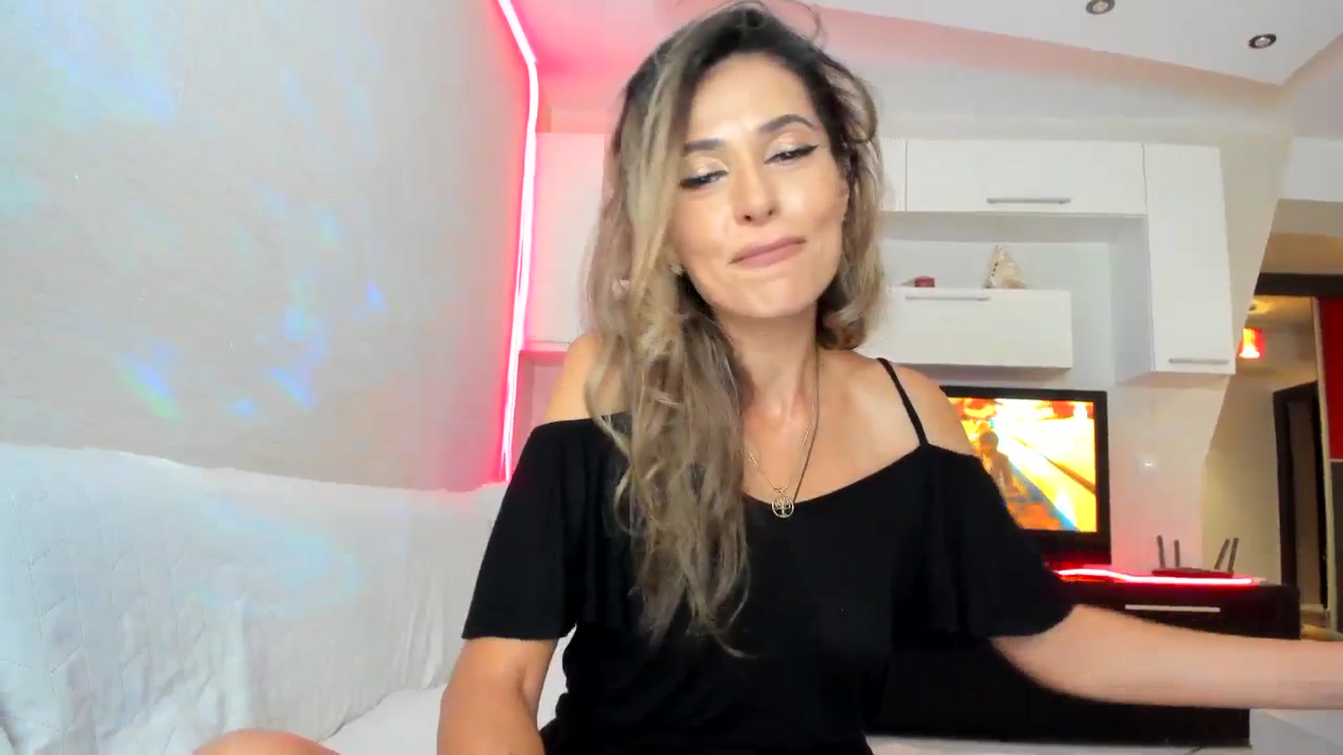 Gallery image thumbnail from SecondChance_'s myfreecams stream on, 09/15/2023, 23:05 image 8 of 20