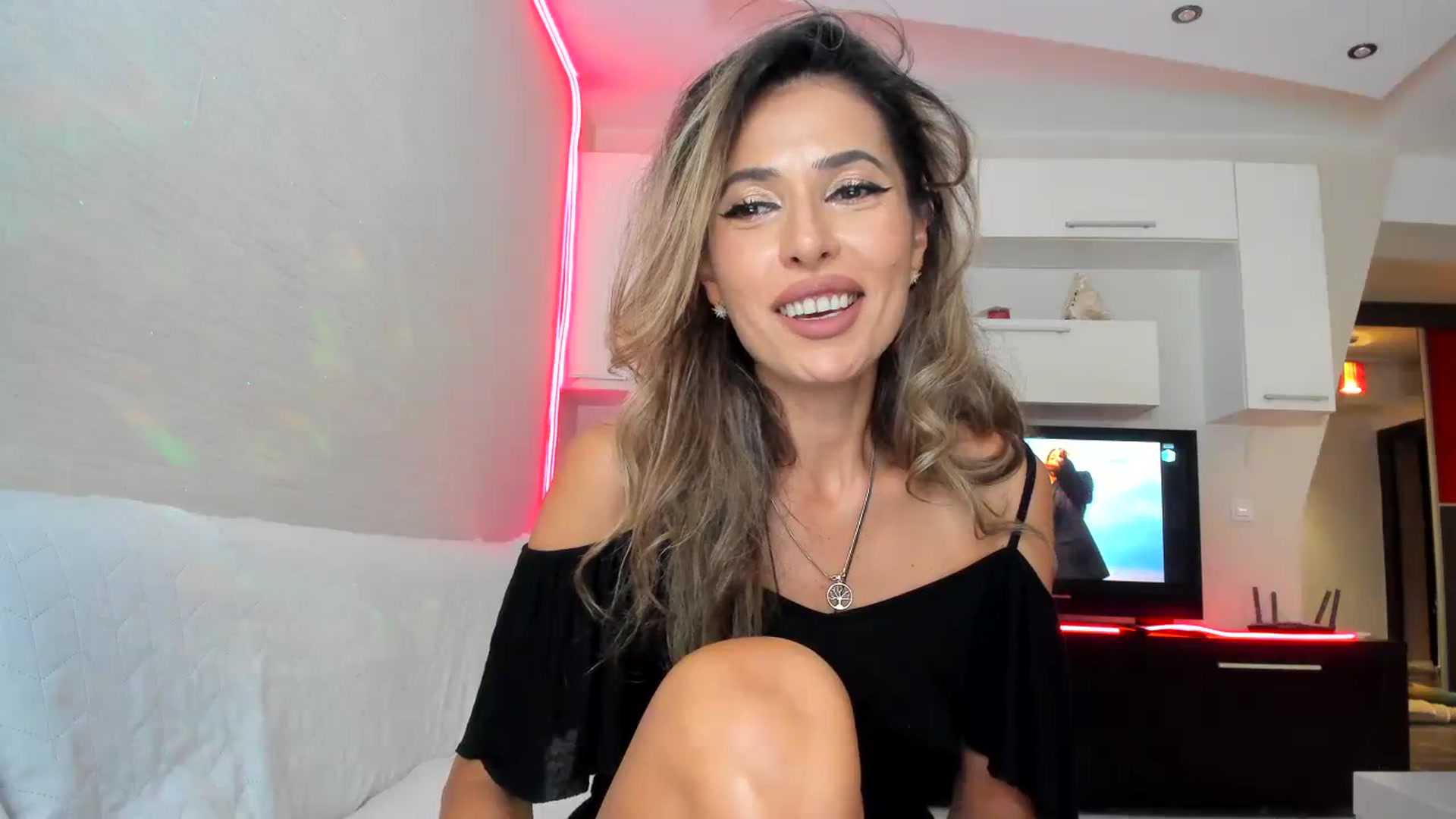 Gallery image thumbnail from SecondChance_'s myfreecams stream on, 09/15/2023, 23:05 image 7 of 20
