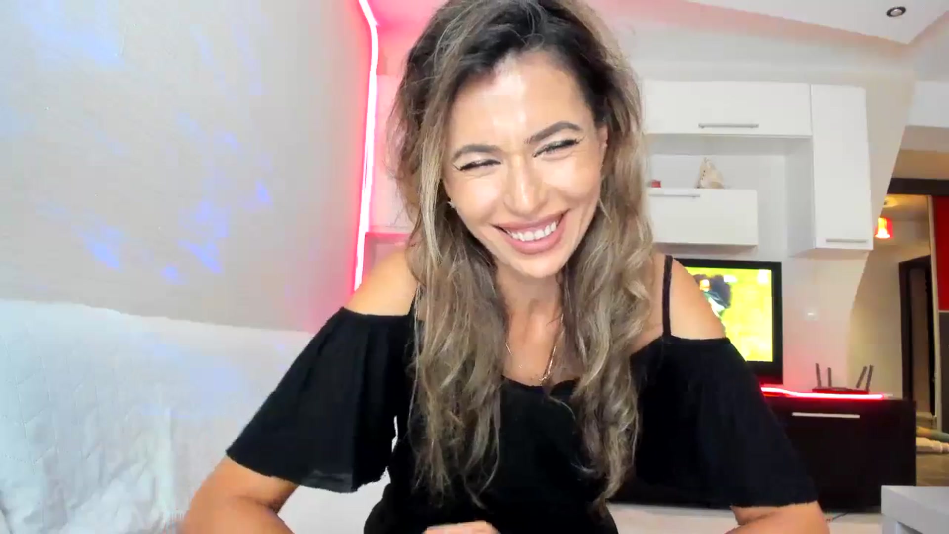 Gallery image thumbnail from SecondChance_'s myfreecams stream on, 09/15/2023, 23:05 image 2 of 20