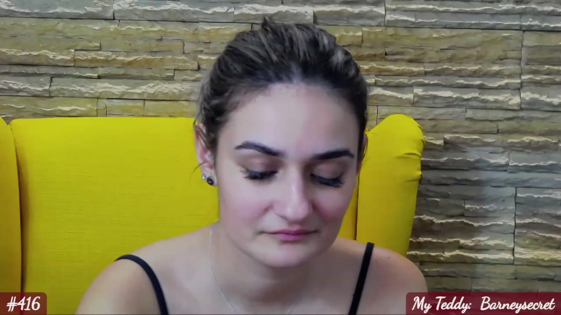 Gallery image thumbnail from SecretAmber's myfreecams stream on, 11/25/2022, 20:36 image 16 of 20