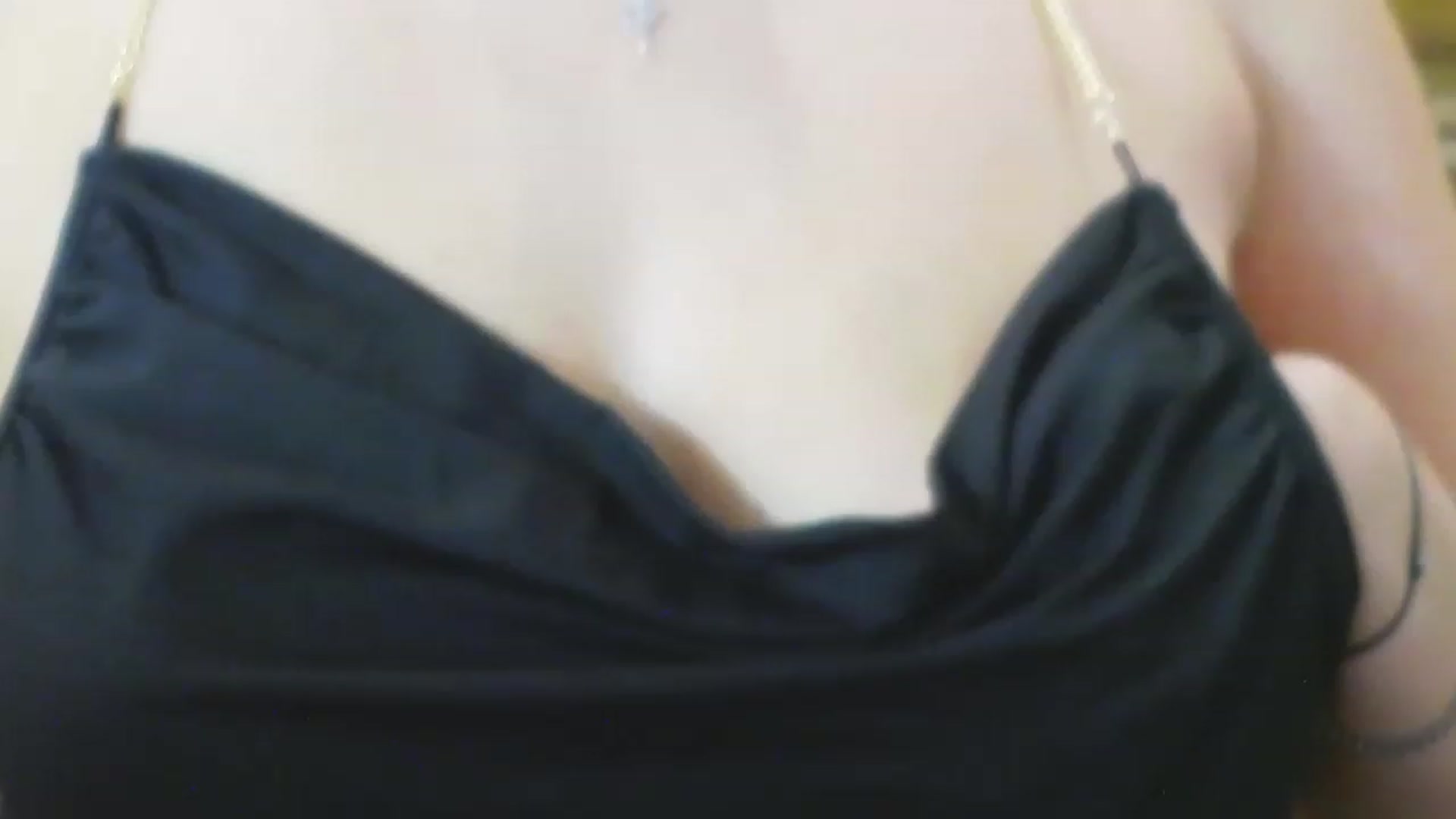Gallery image thumbnail from SecretAmber's myfreecams stream on, 12/12/2022, 17:53 image 18 of 20