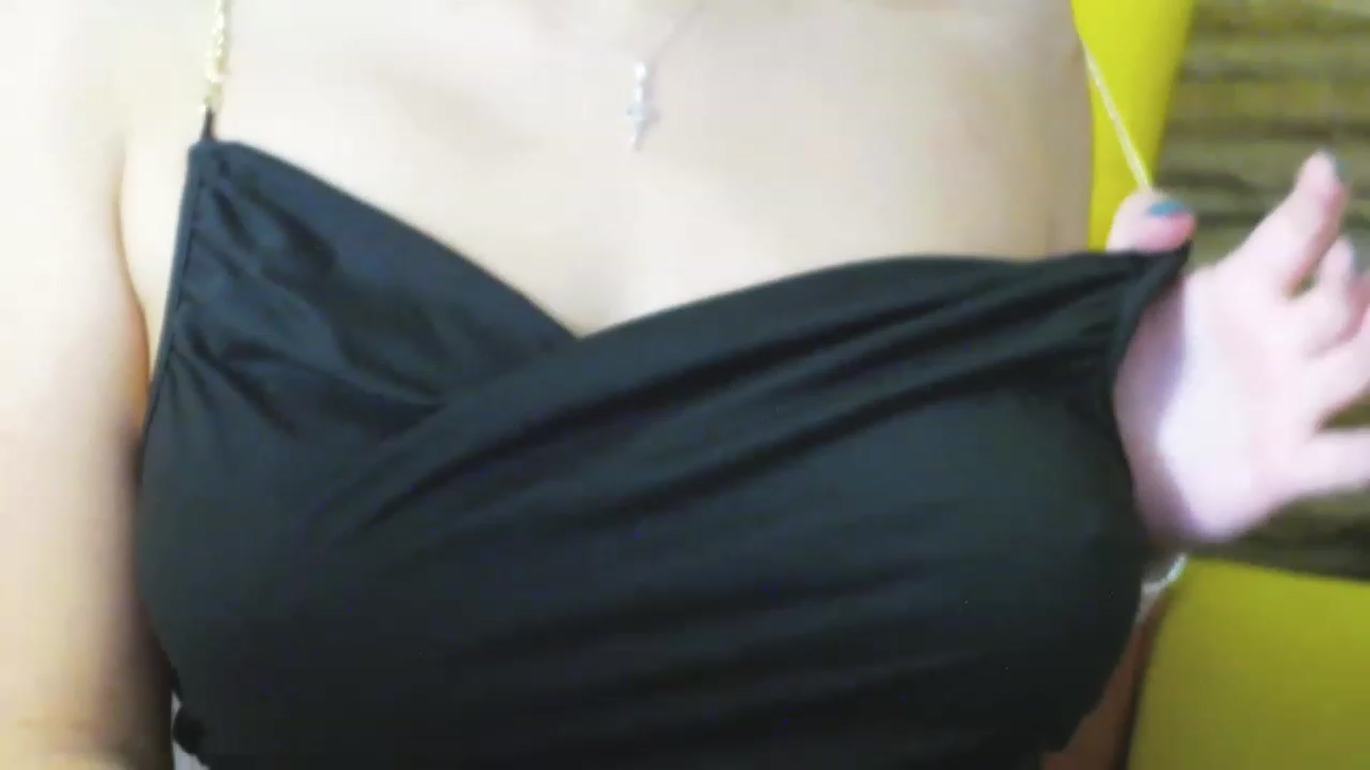 Gallery image thumbnail from SecretAmber's myfreecams stream on, 12/12/2022, 19:53 image 5 of 20