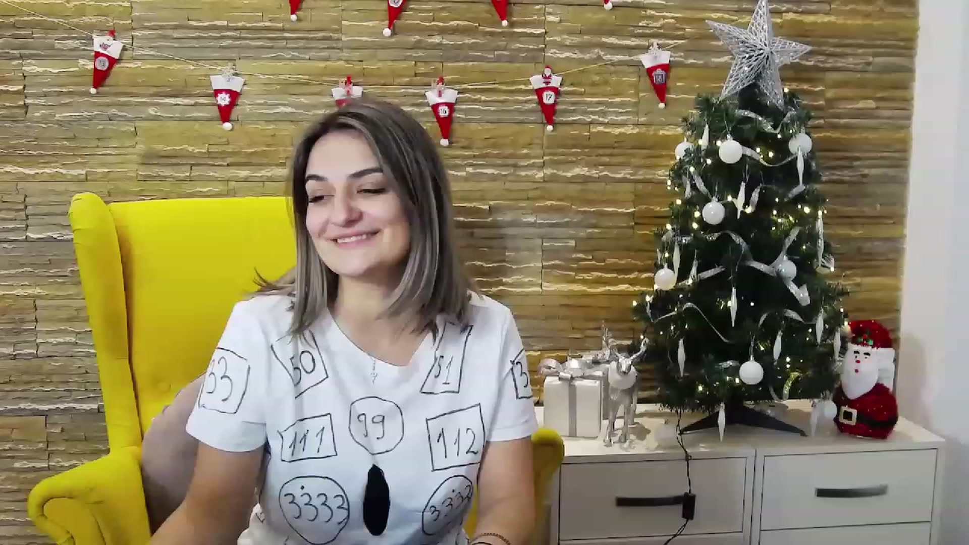 Gallery image thumbnail from SecretAmber's myfreecams stream on, 12/22/2022, 15:58 image 13 of 20