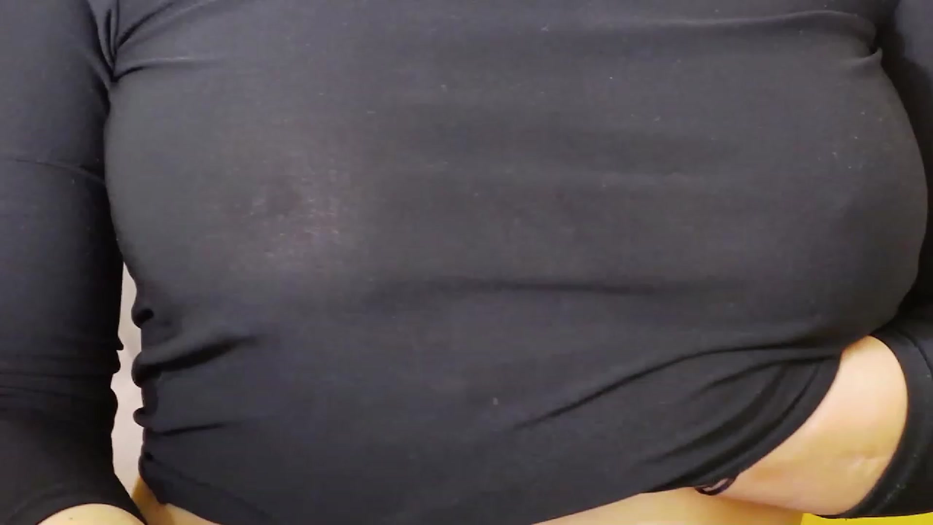 Gallery image thumbnail from SecretAmber's myfreecams stream on, 12/27/2022, 19:05 image 4 of 20