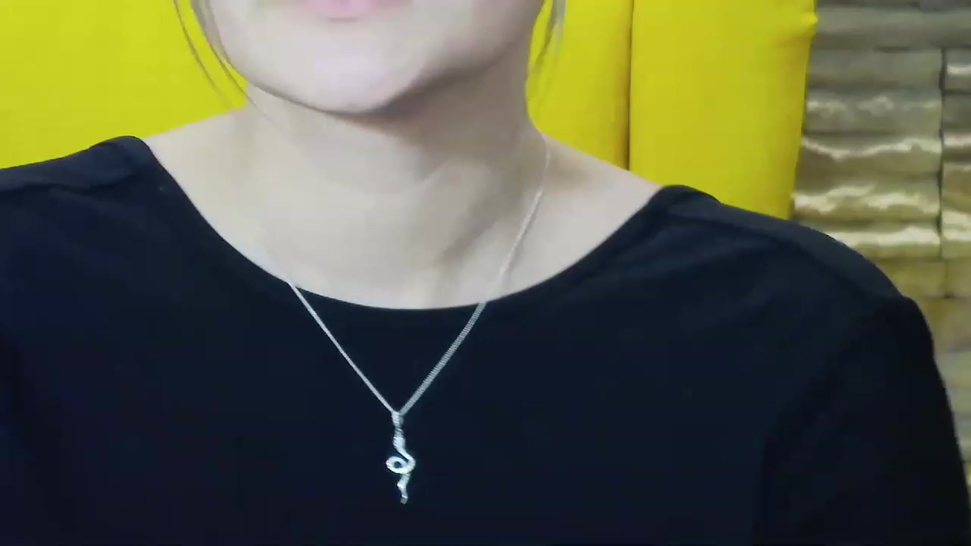 Gallery image thumbnail from SecretAmber's myfreecams stream on, 12/27/2022, 20:13 image 17 of 20
