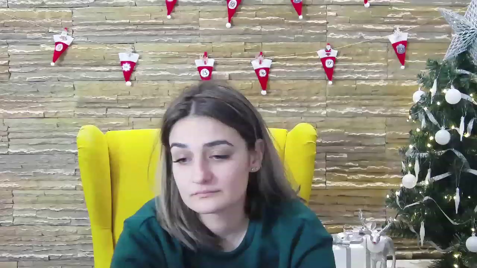 Gallery image thumbnail from SecretAmber's myfreecams stream on, 12/28/2022, 20:36 image 6 of 20
