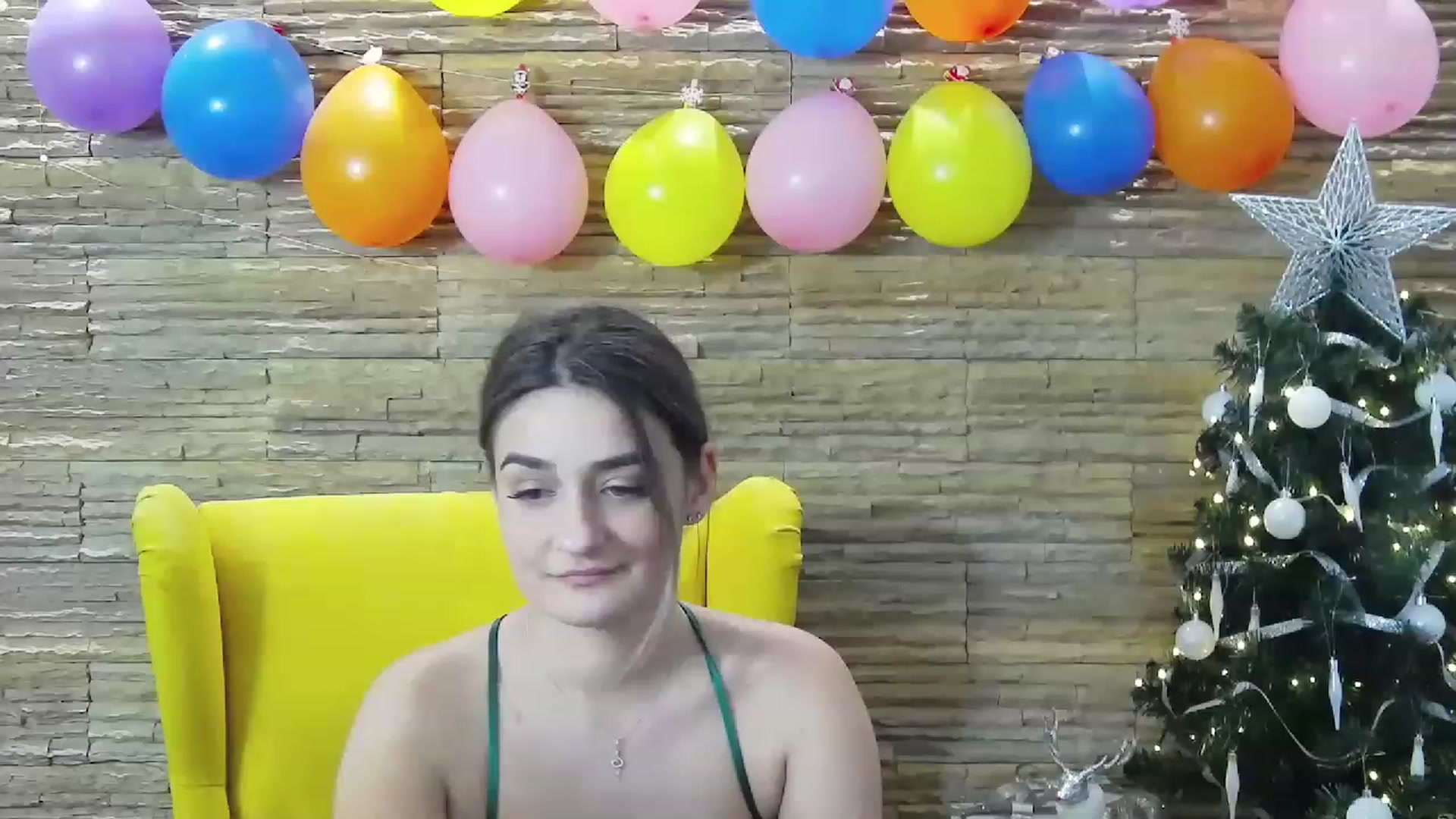 Gallery image thumbnail from SecretAmber's myfreecams stream on, 12/30/2022, 19:46 image 20 of 20