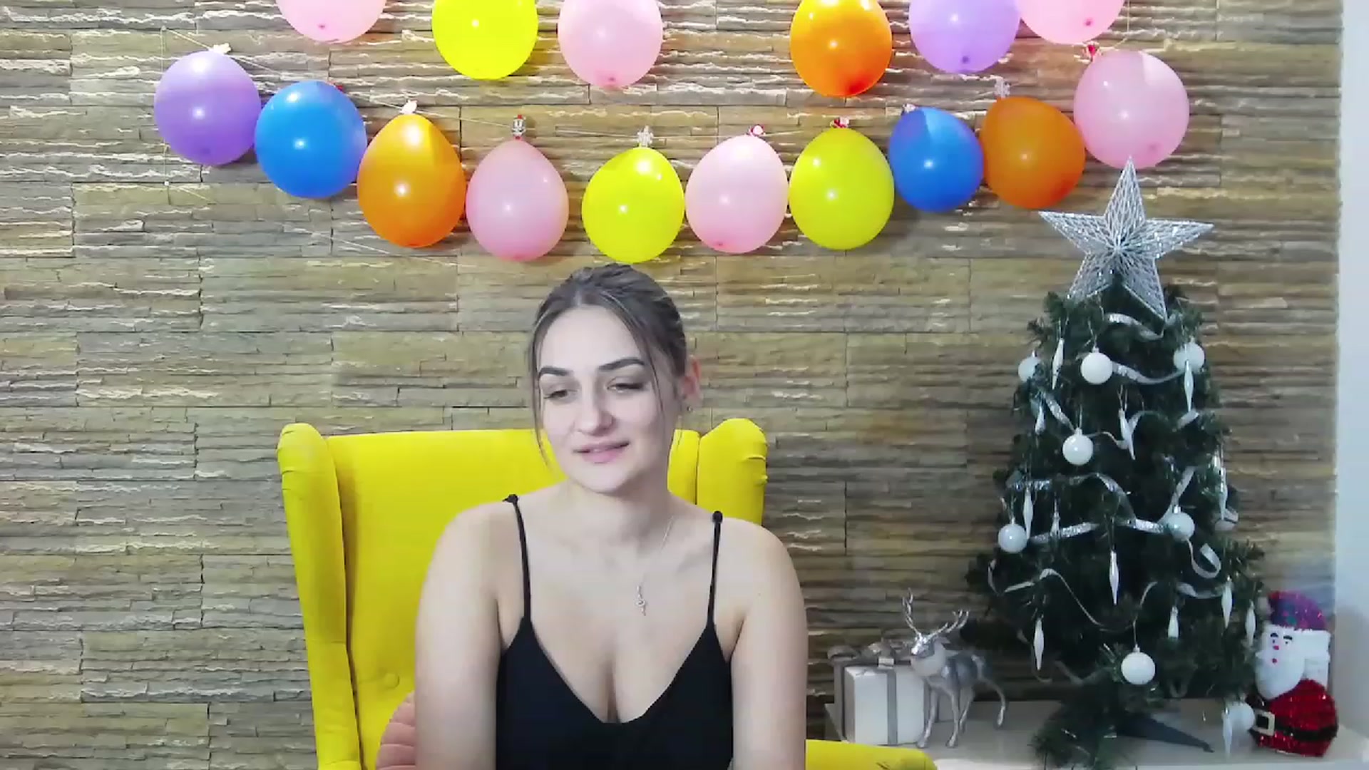 Gallery image thumbnail from SecretAmber's myfreecams stream on, 01/03/2023, 16:08 image 9 of 20