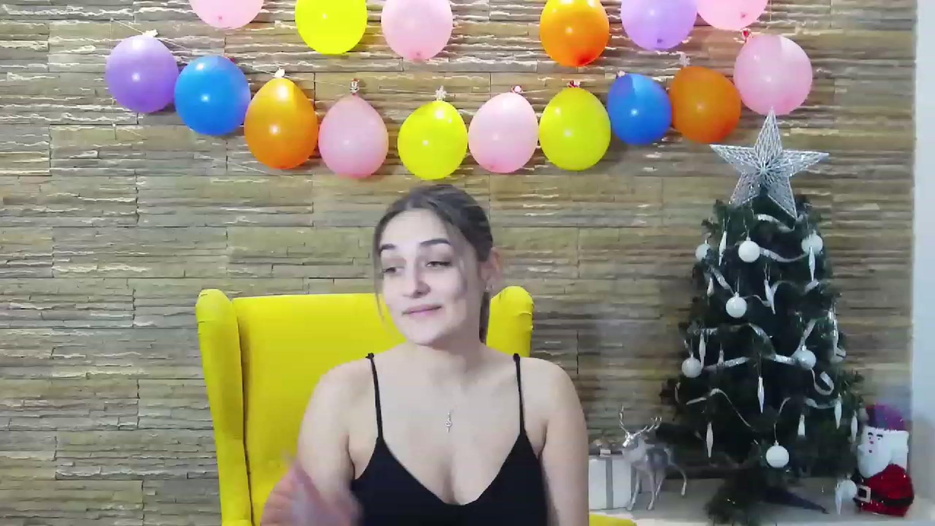 Gallery image thumbnail from SecretAmber's myfreecams stream on, 01/03/2023, 16:08 image 10 of 20