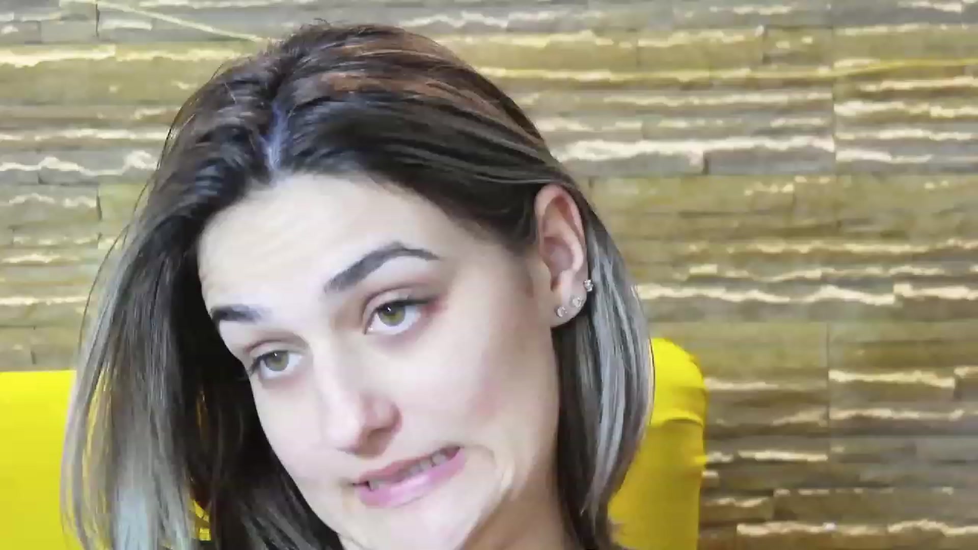Gallery image thumbnail from SecretAmber's myfreecams stream on, 01/09/2023, 19:59 image 14 of 20
