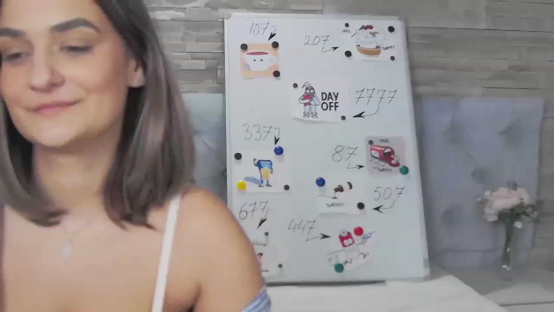 Gallery image thumbnail from SecretAmber's myfreecams stream on, 01/13/2023, 18:55 image 13 of 20