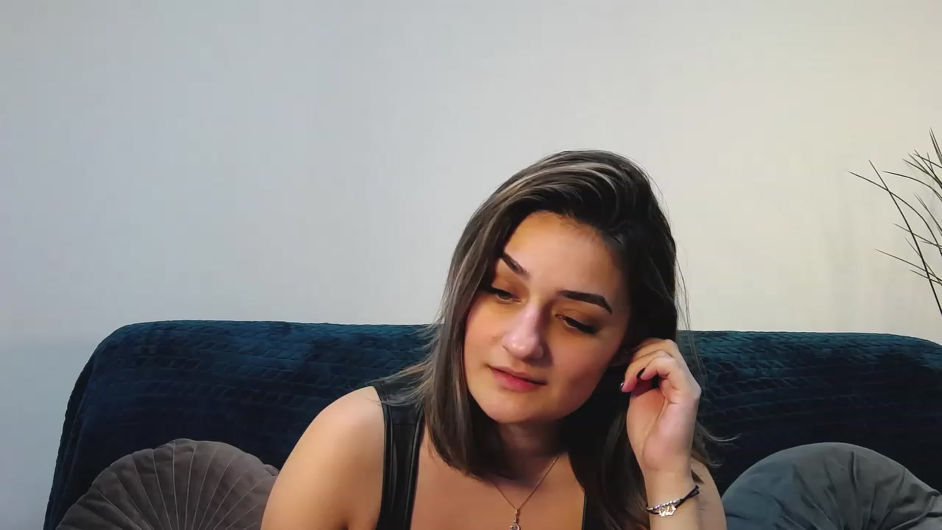 Gallery image thumbnail from SecretAmber's myfreecams stream on, 01/20/2023, 16:28 image 12 of 20