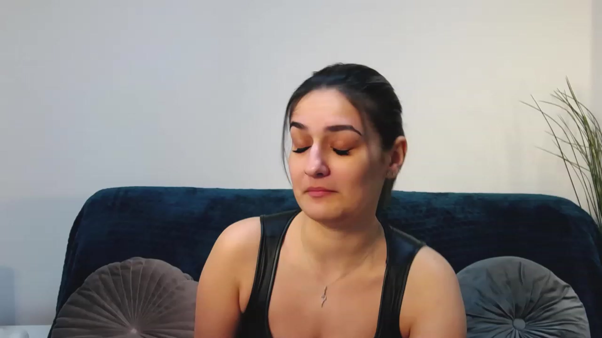 Gallery image thumbnail from SecretAmber's myfreecams stream on, 01/20/2023, 20:34 image 1 of 20