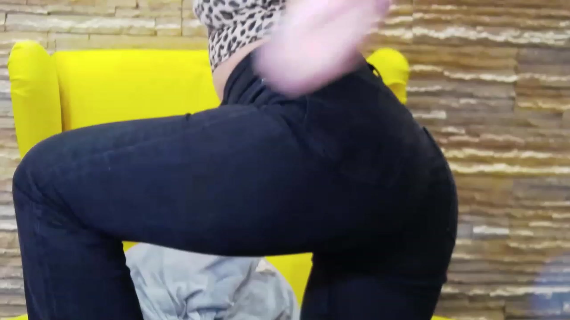 Gallery image thumbnail from SecretAmber's myfreecams stream on, 01/31/2023, 16:43 image 8 of 20