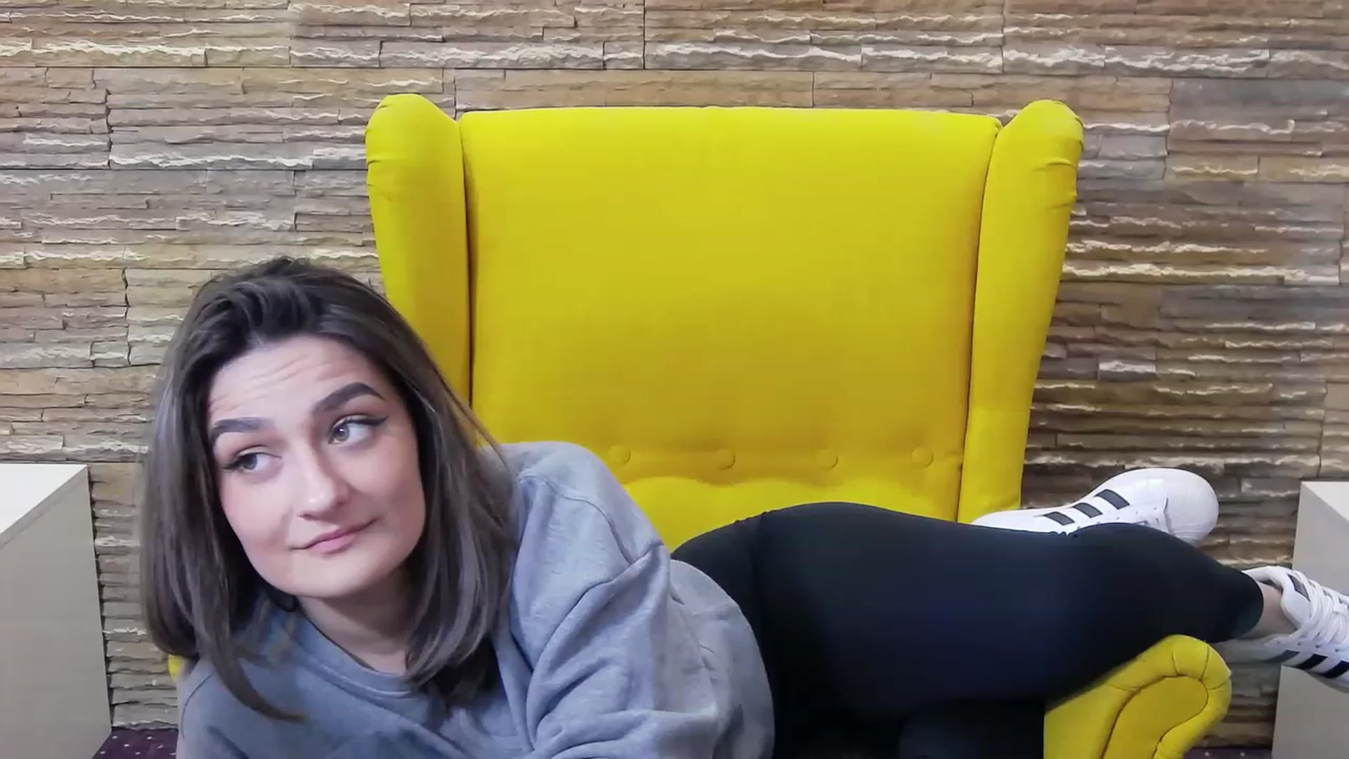 Gallery image thumbnail from SecretAmber's myfreecams stream on, 02/01/2023, 18:47 image 11 of 20