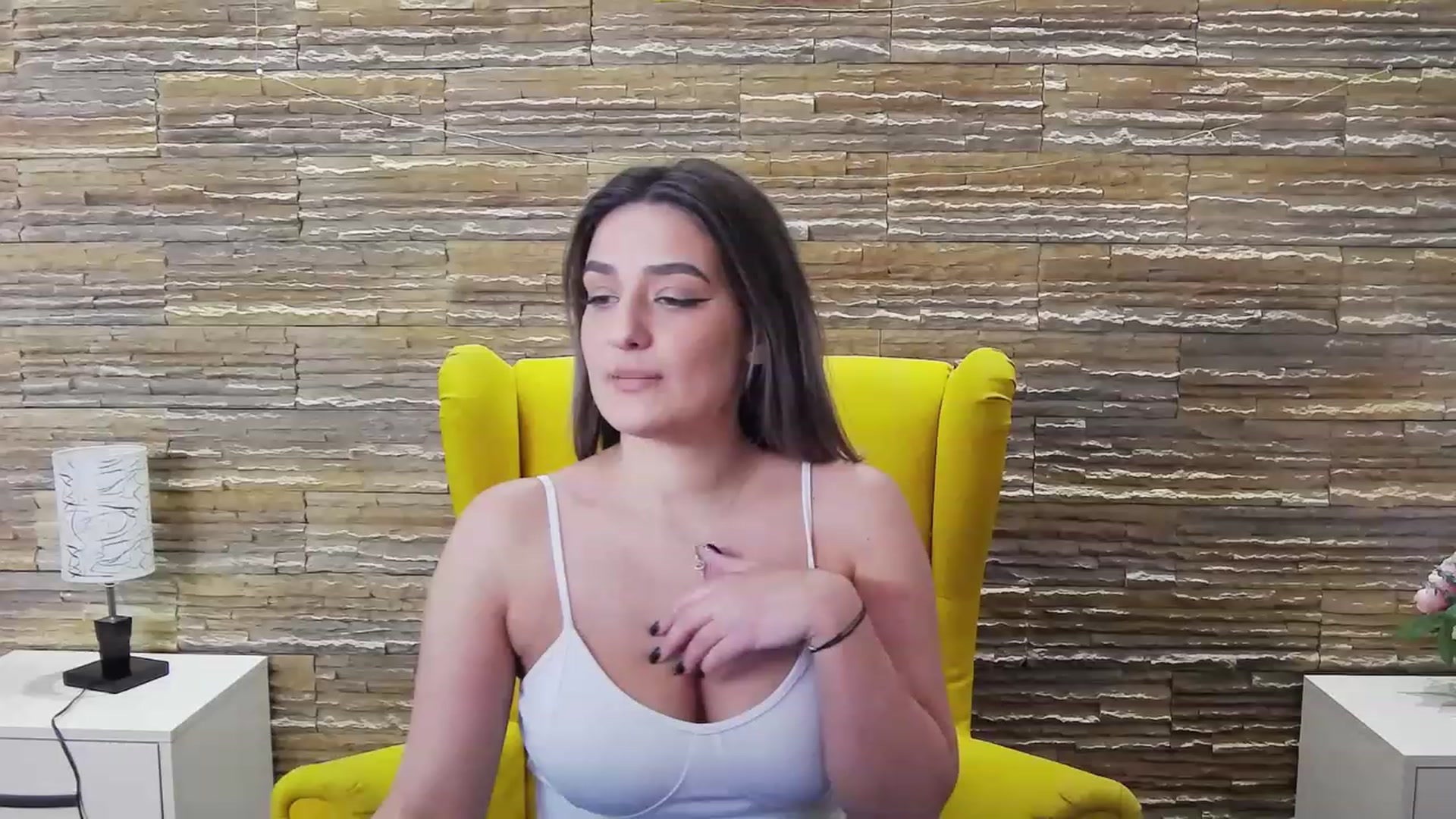 Gallery image thumbnail from SecretAmber's myfreecams stream on, 02/02/2023, 17:16 image 9 of 20