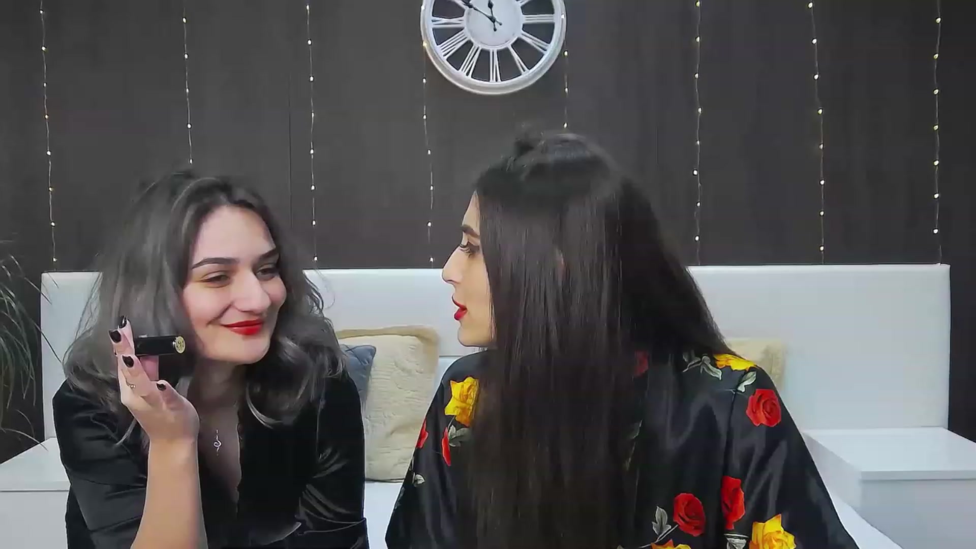 Gallery image thumbnail from SecretAmber's myfreecams stream on, 02/05/2023, 18:40 image 9 of 20