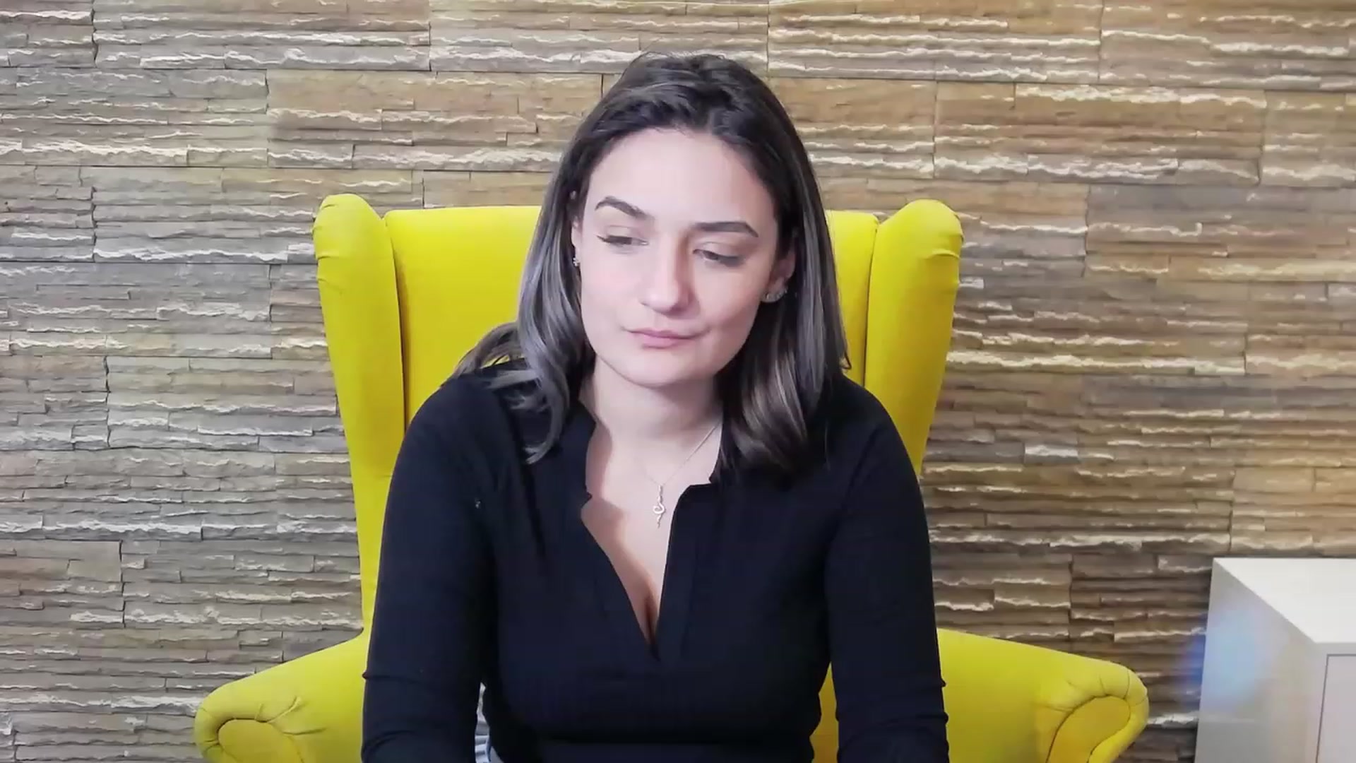 Gallery image thumbnail from SecretAmber's myfreecams stream on, 02/07/2023, 19:05 image 10 of 20
