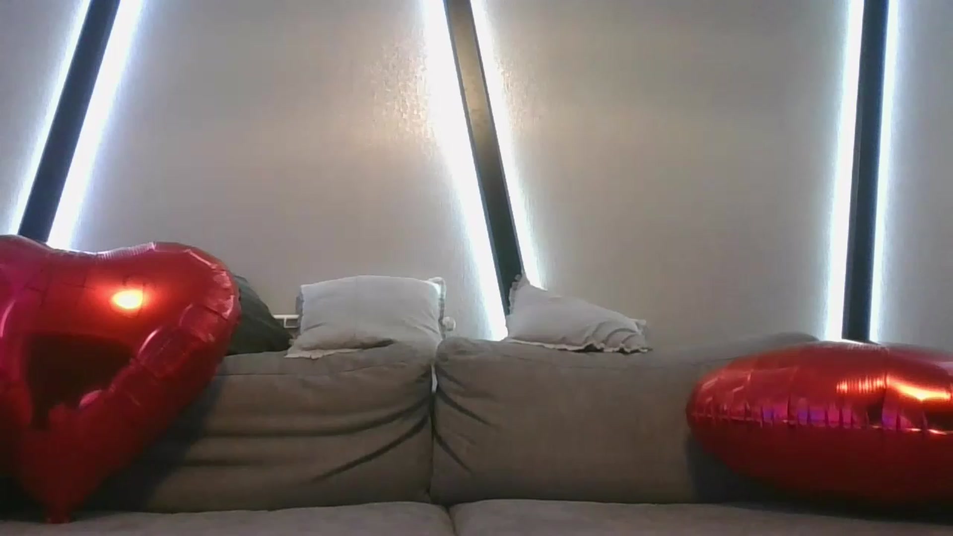 Gallery image thumbnail from SecretAmber's myfreecams stream on, 02/13/2023, 20:32 image 1 of 20
