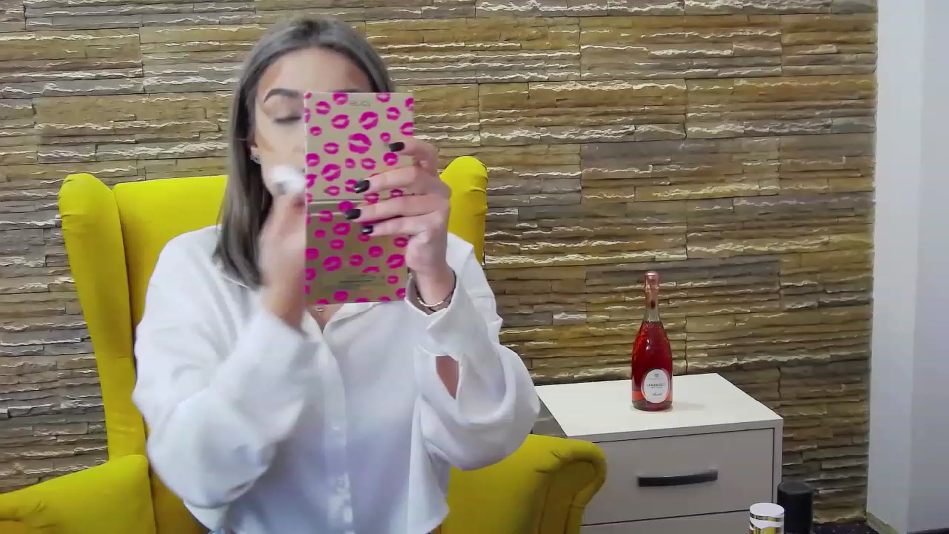 Gallery image thumbnail from SecretAmber's myfreecams stream on, 02/14/2023, 15:32 image 11 of 20