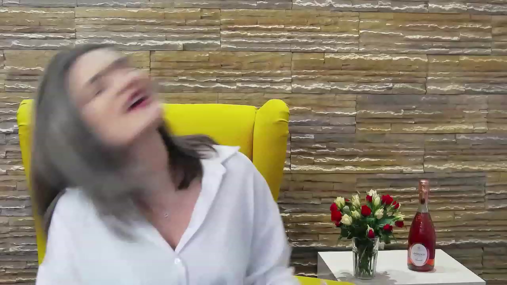 Gallery image thumbnail from SecretAmber's myfreecams stream on, 02/14/2023, 20:32 image 6 of 20