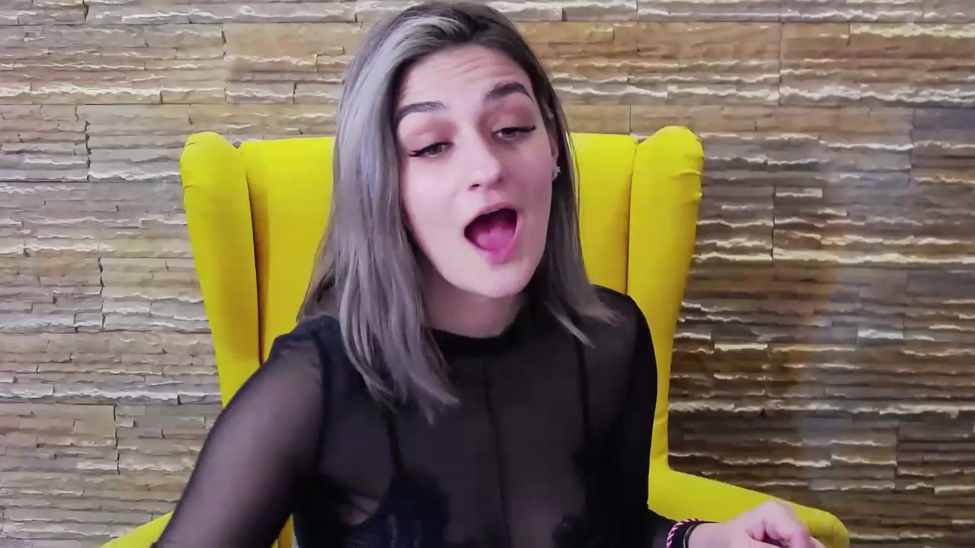 Gallery image thumbnail from SecretAmber's myfreecams stream on, 03/04/2023, 19:13 image 14 of 20
