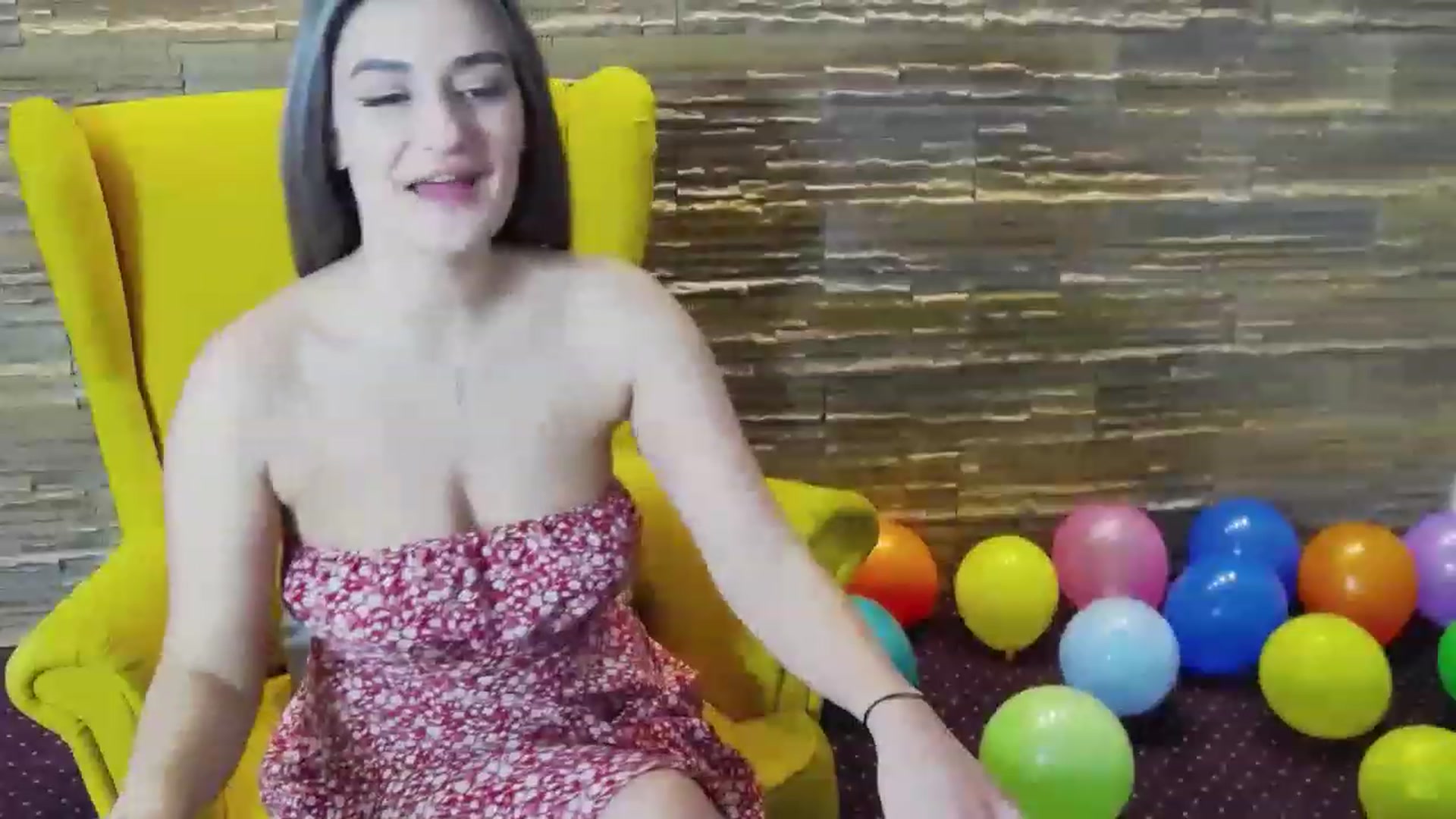 Gallery image thumbnail from SecretAmber's myfreecams stream on, 03/18/2023, 20:33 image 5 of 20