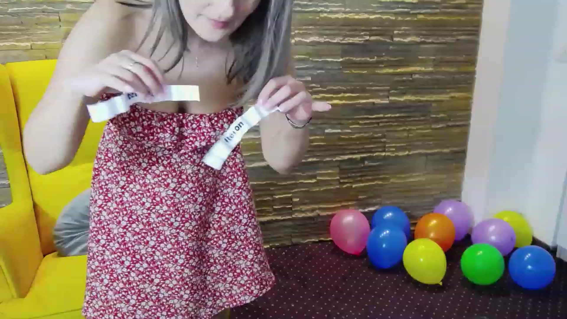 Gallery image thumbnail from SecretAmber's myfreecams stream on, 03/18/2023, 20:33 image 10 of 20