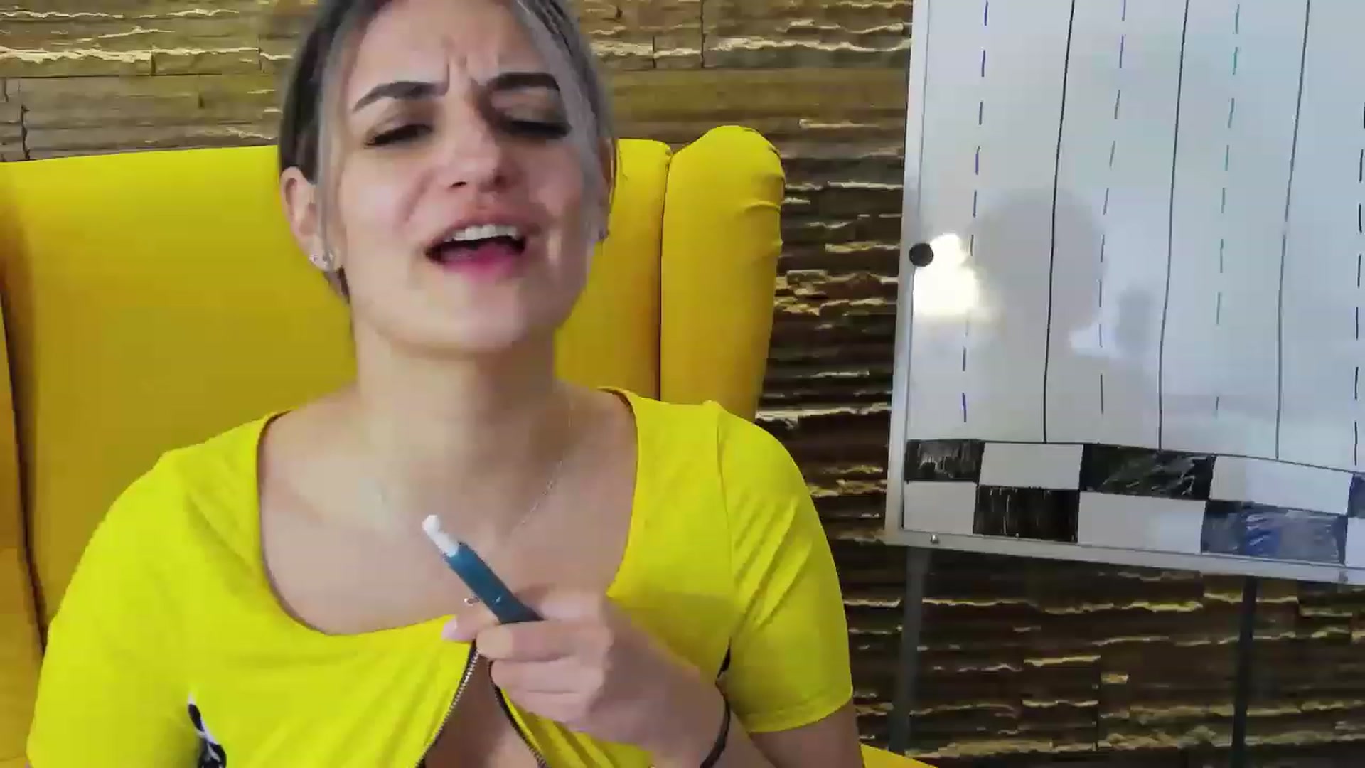 Gallery image thumbnail from SecretAmber's myfreecams stream on, 03/22/2023, 17:30 image 16 of 20