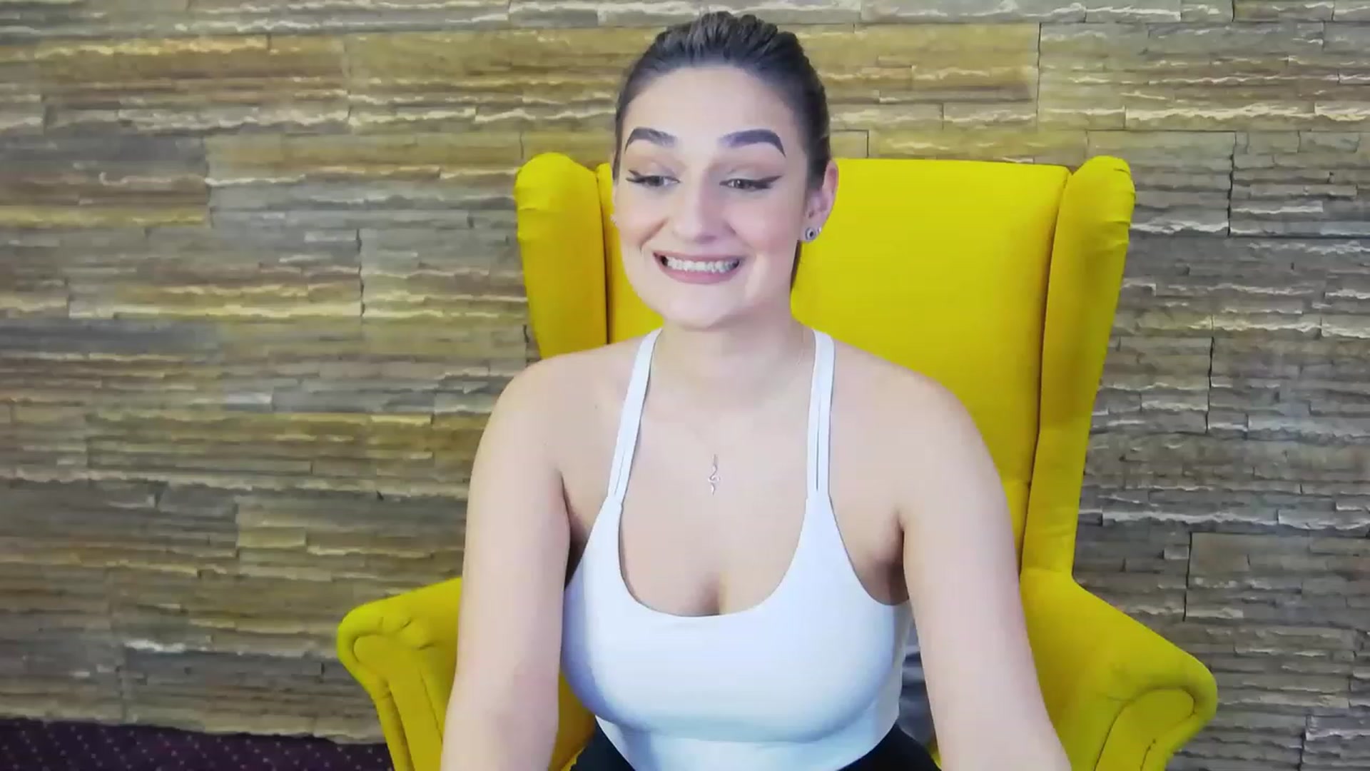 Gallery image thumbnail from SecretAmber's myfreecams stream on, 04/12/2023, 14:05 image 8 of 20
