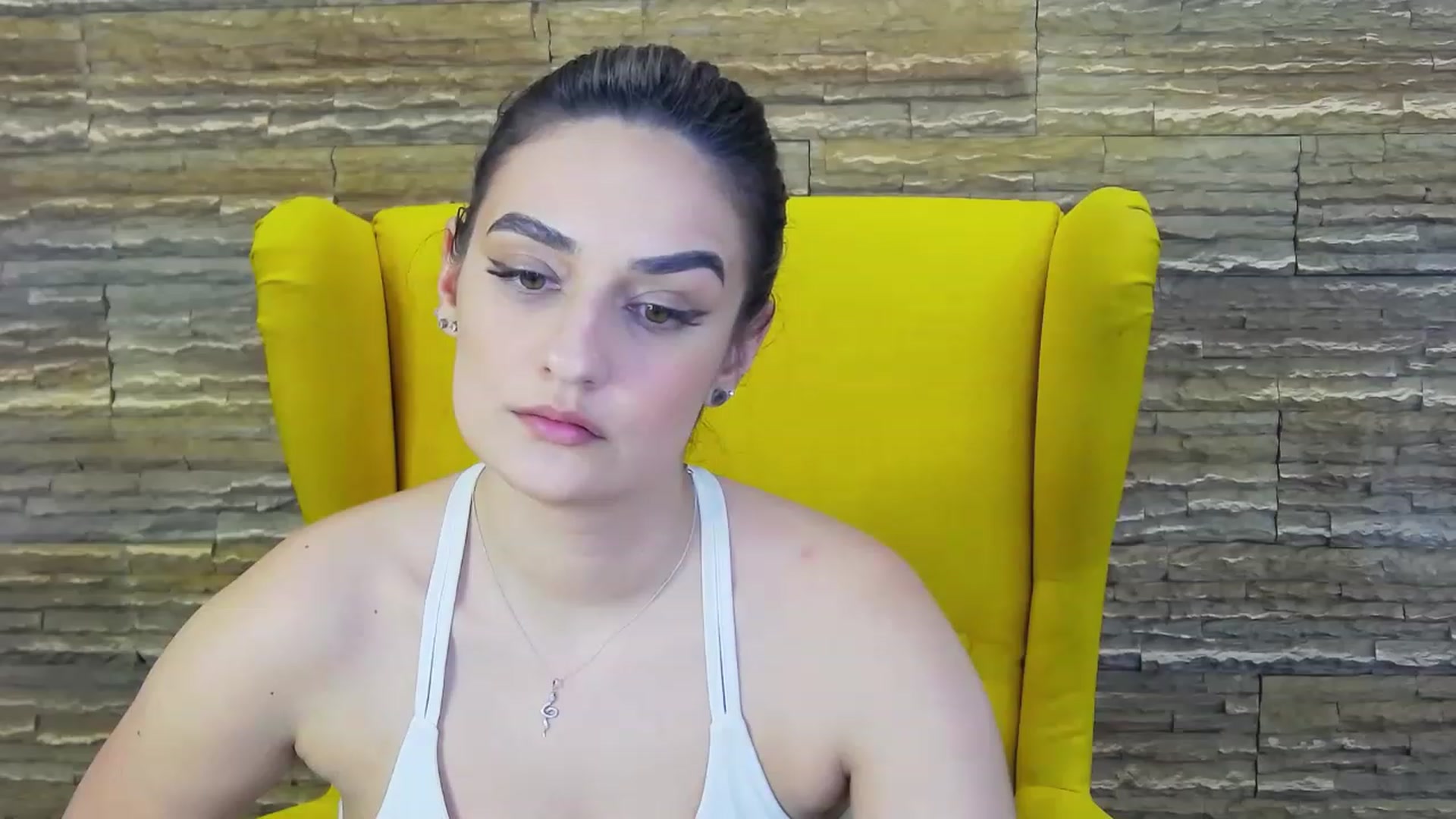 Gallery image thumbnail from SecretAmber's myfreecams stream on, 04/12/2023, 19:17 image 5 of 20