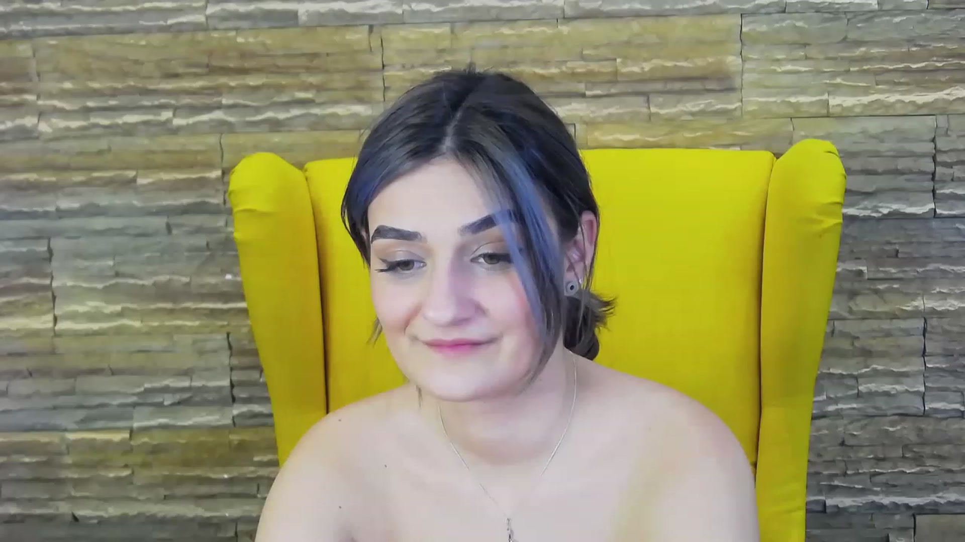 Gallery image thumbnail from SecretAmber's myfreecams stream on, 04/14/2023, 20:04 image 2 of 20