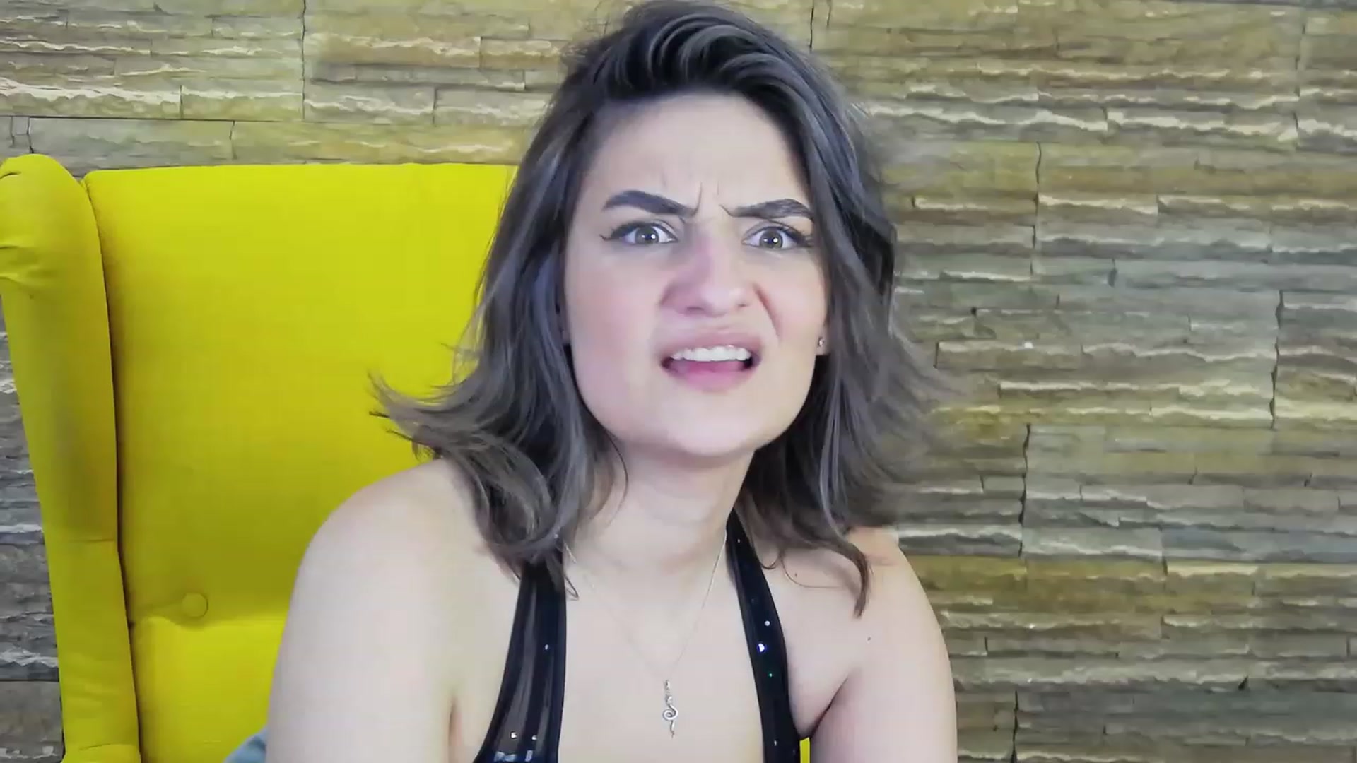 Gallery image thumbnail from SecretAmber's myfreecams stream on, 04/19/2023, 15:25 image 11 of 20