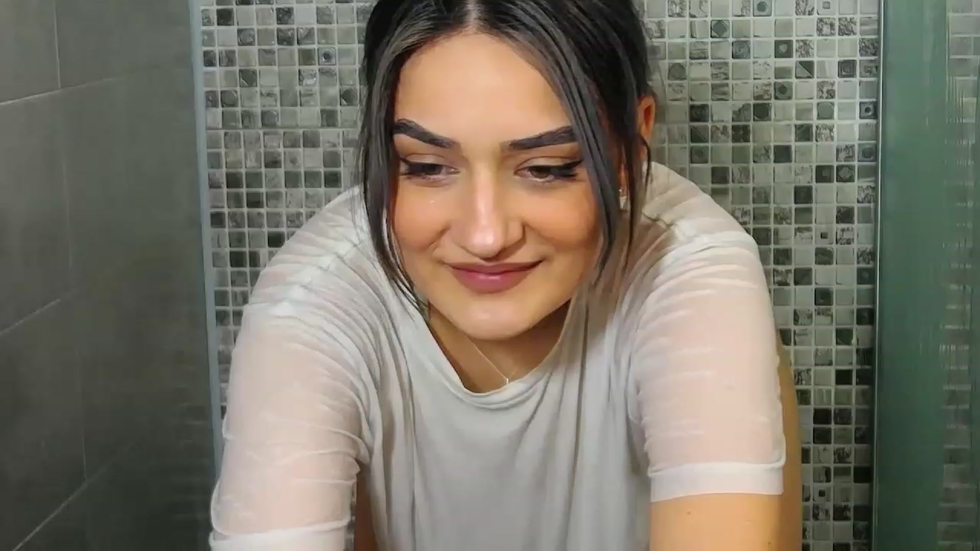 Gallery image thumbnail from SecretAmber's myfreecams stream on, 04/22/2023, 14:46 image 18 of 20