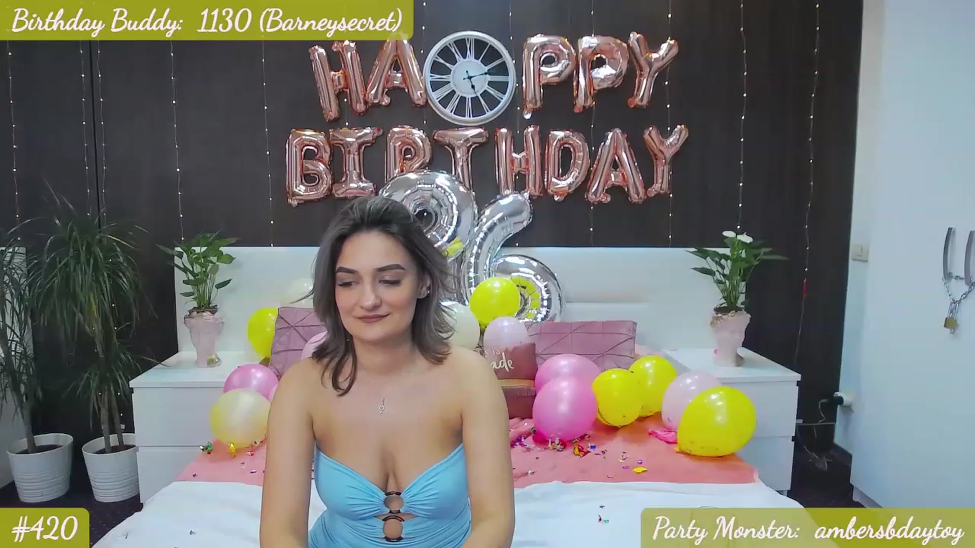 Gallery image thumbnail from SecretAmber's myfreecams stream on, 05/11/2023, 15:45 image 15 of 20