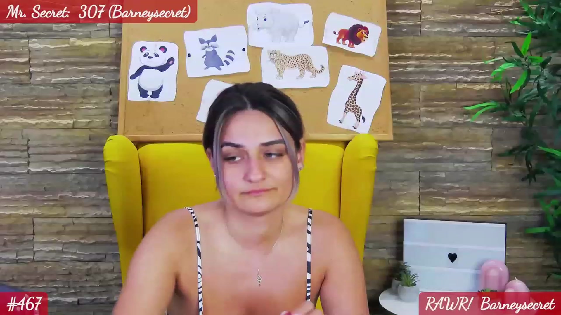 Gallery image thumbnail from SecretAmber's myfreecams stream on, 06/13/2023, 18:45 image 17 of 20