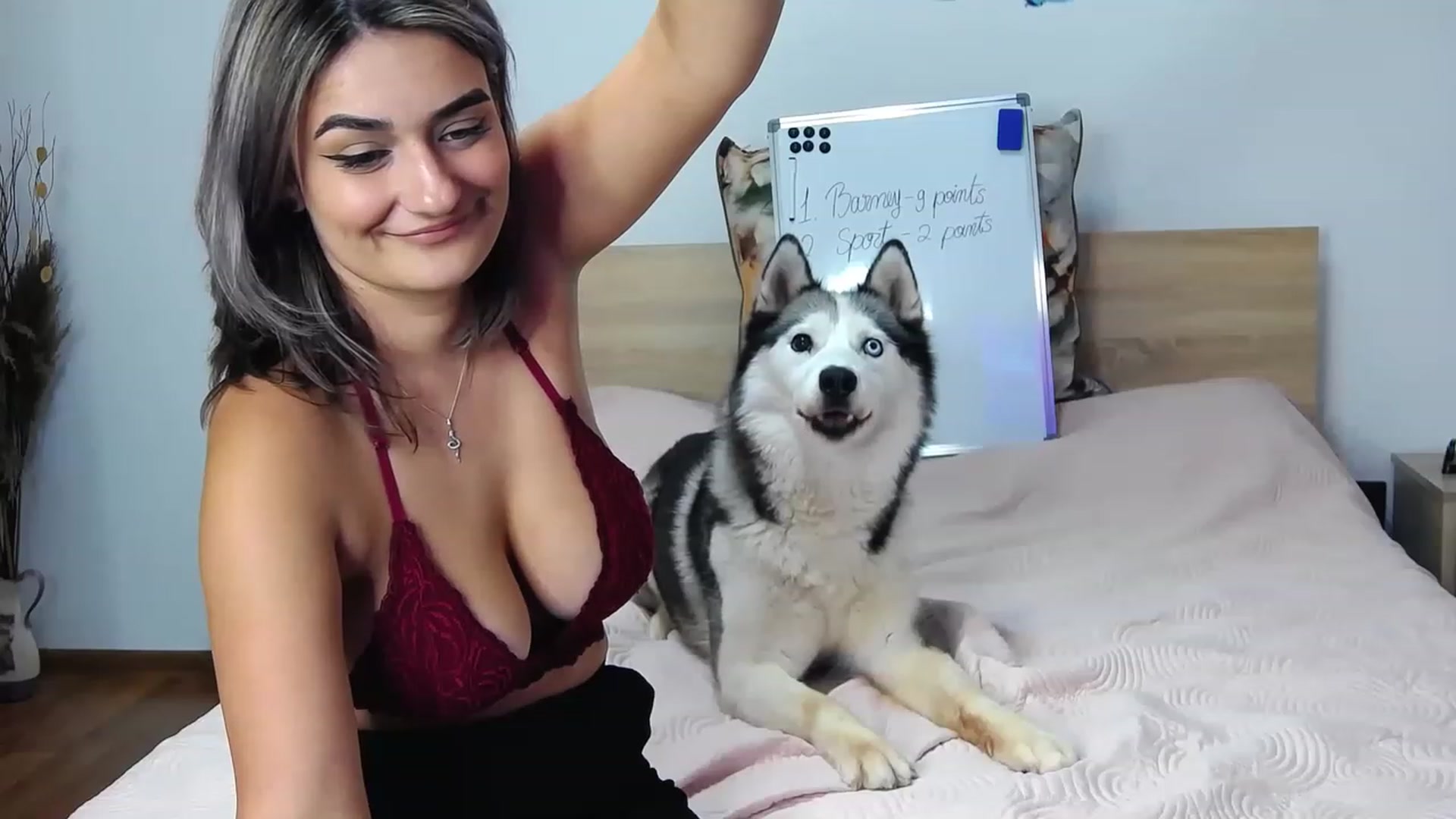 Gallery image thumbnail from SecretAmber's myfreecams stream on, 07/21/2023, 17:09 image 13 of 20