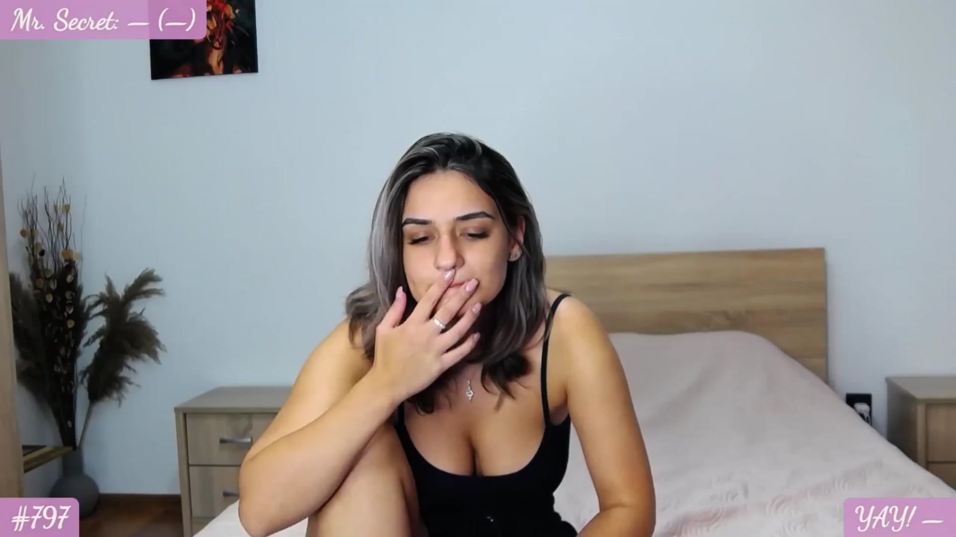Gallery image thumbnail from SecretAmber's myfreecams stream on, 09/14/2023, 13:37 image 5 of 20
