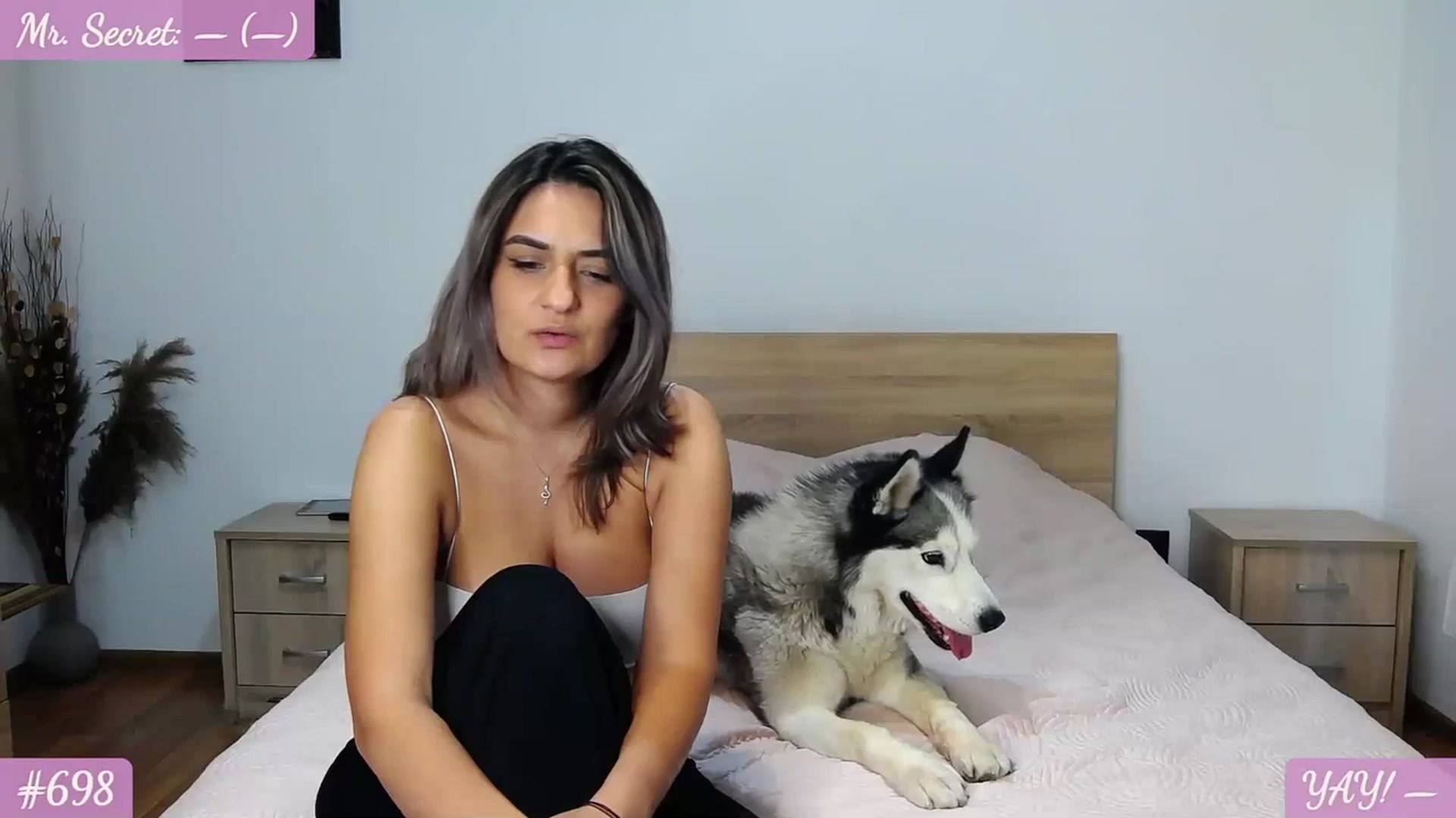 Gallery image thumbnail from SecretAmber's myfreecams stream on, 09/20/2023, 16:09 image 4 of 20