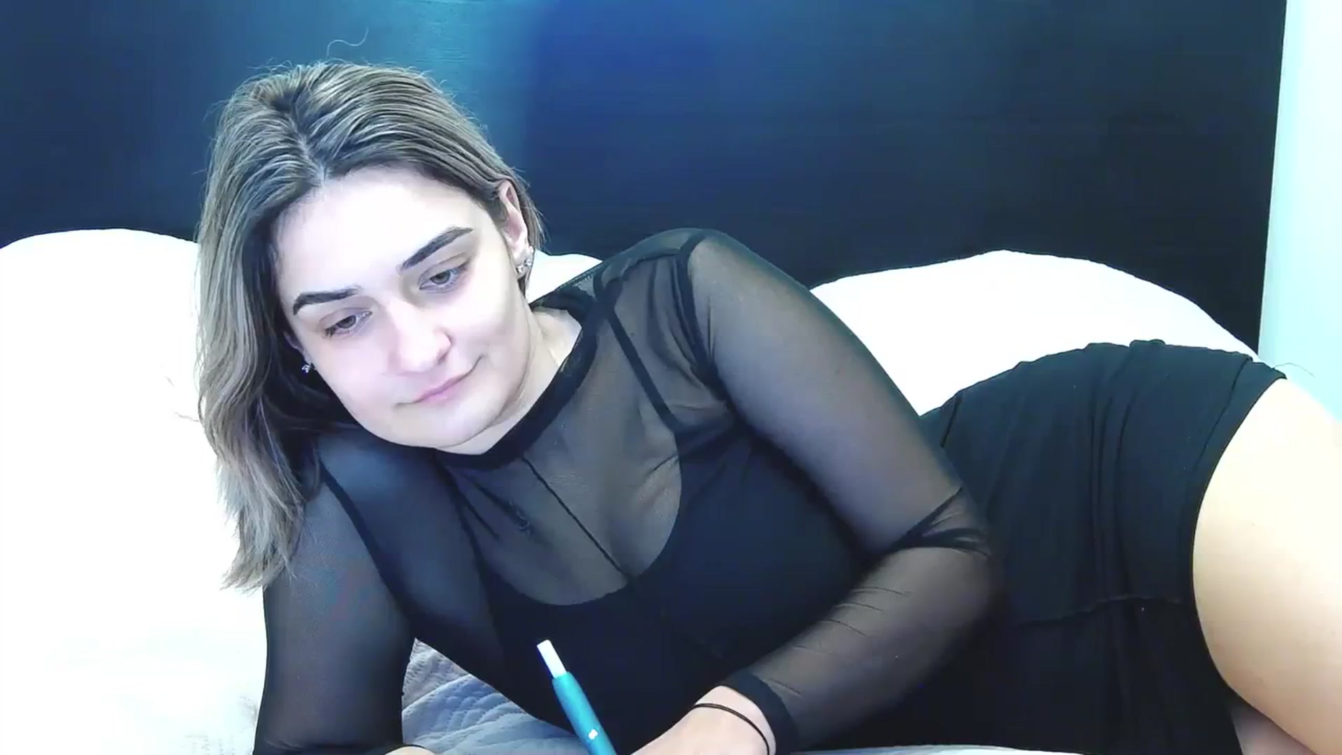 Gallery image thumbnail from SecretAmber's myfreecams stream on, 11/05/2023, 19:18 image 1 of 20