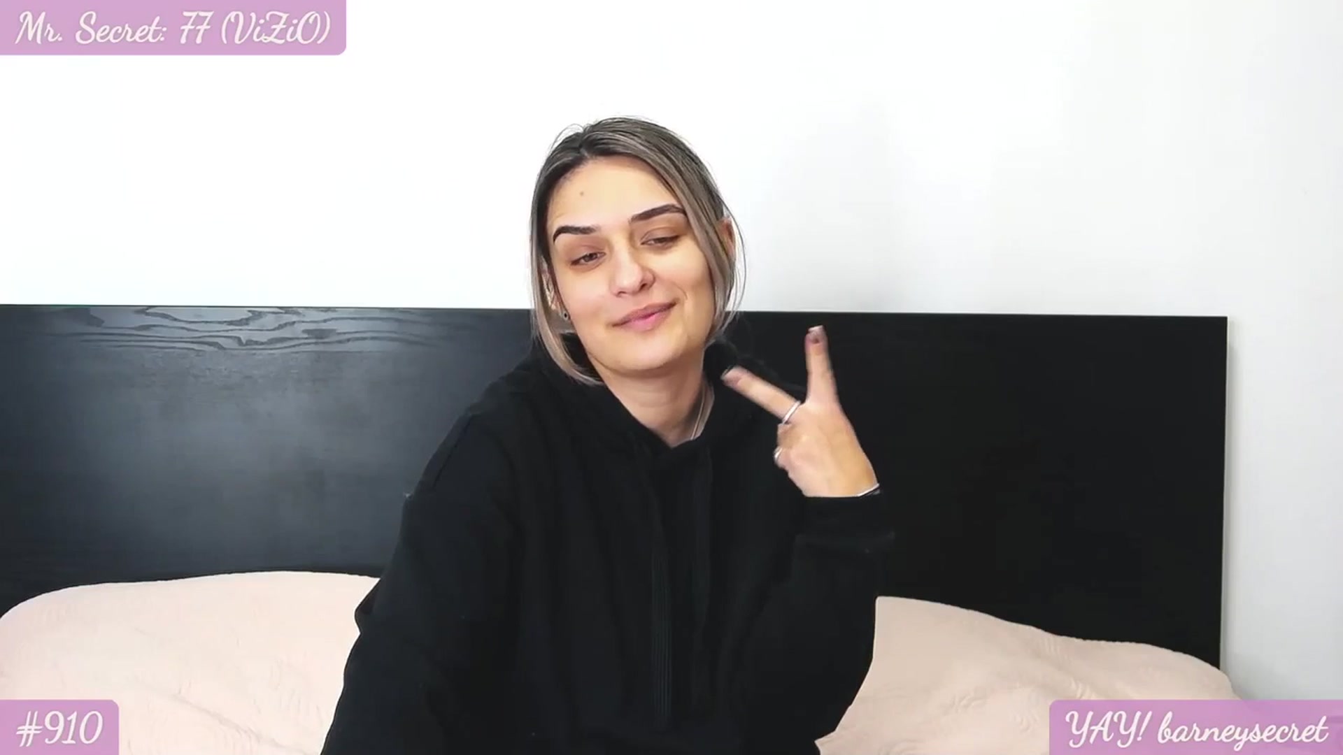 Gallery image thumbnail from SecretAmber's myfreecams stream on, 11/16/2023, 17:10 image 18 of 20