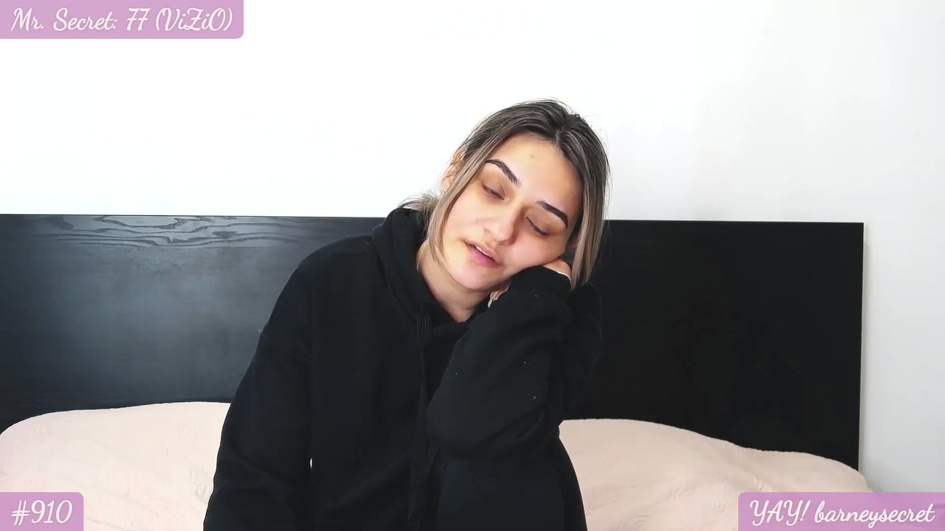 Gallery image thumbnail from SecretAmber's myfreecams stream on, 11/16/2023, 17:10 image 19 of 20