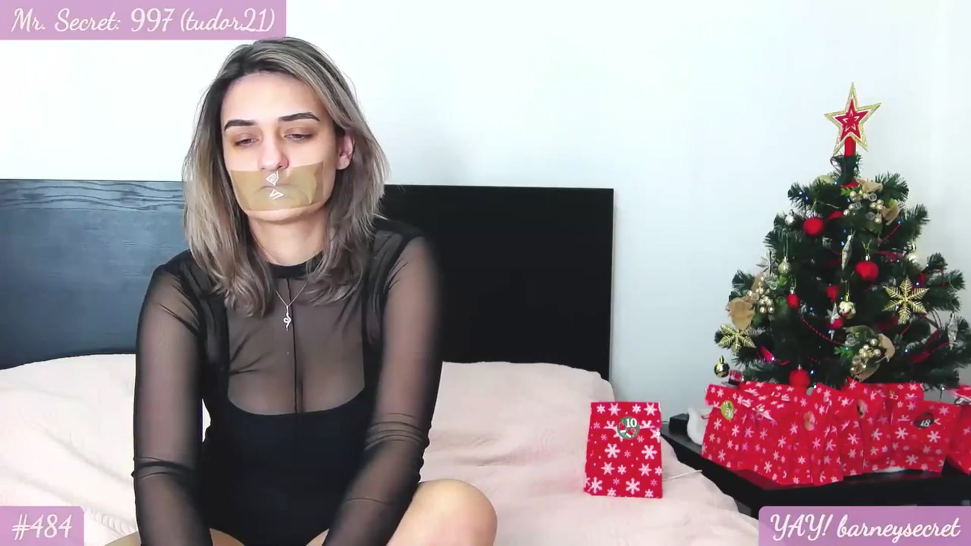 Gallery image thumbnail from SecretAmber's myfreecams stream on, 12/11/2023, 18:03 image 14 of 20
