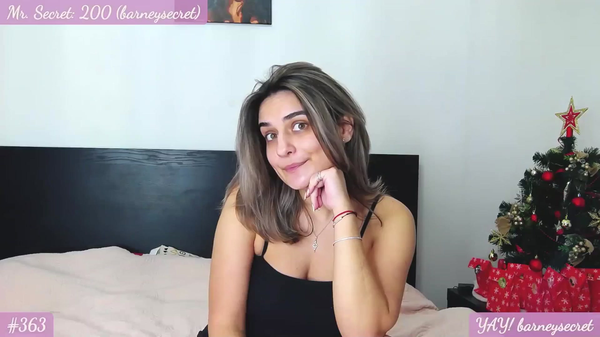 Gallery image thumbnail from SecretAmber's myfreecams stream on, 12/14/2023, 17:12 image 5 of 20