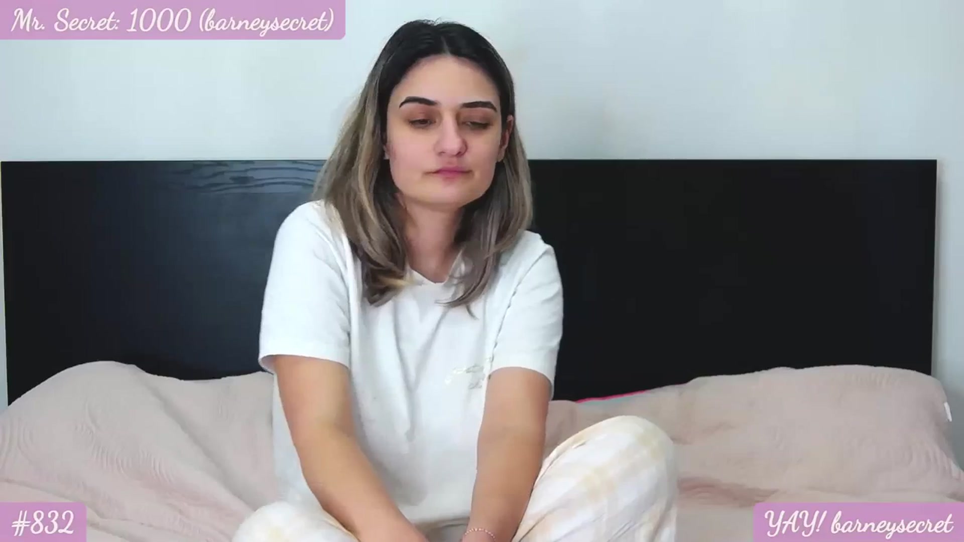 Gallery image thumbnail from SecretAmber's myfreecams stream on, 03/13/2024, 16:30 image 10 of 20