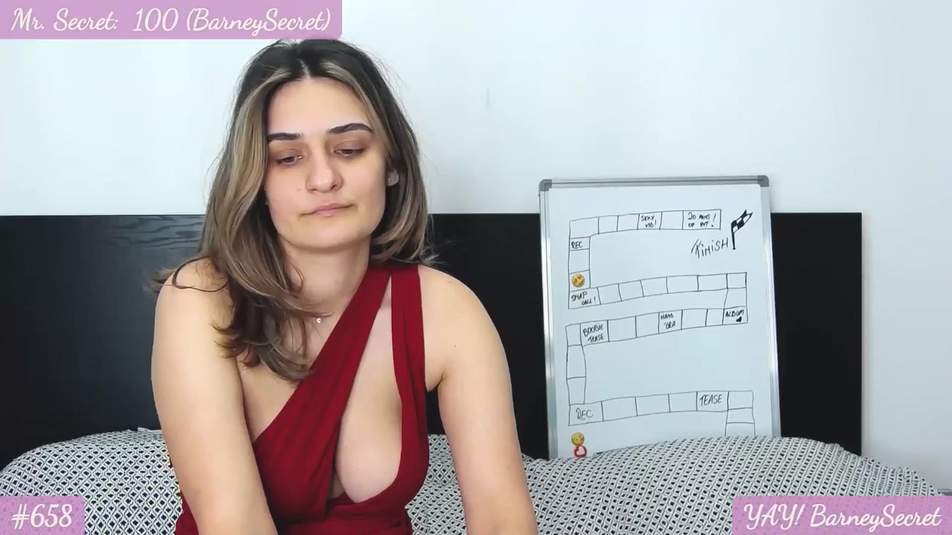 Gallery image thumbnail from SecretAmber's myfreecams stream on, 05/21/2024, 17:33 image 14 of 20
