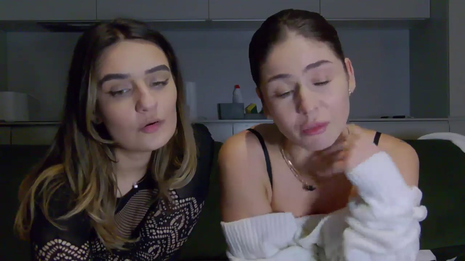 Gallery image thumbnail from SecretAmber's myfreecams stream on, 12/21/2024, 20:04 image 17 of 20